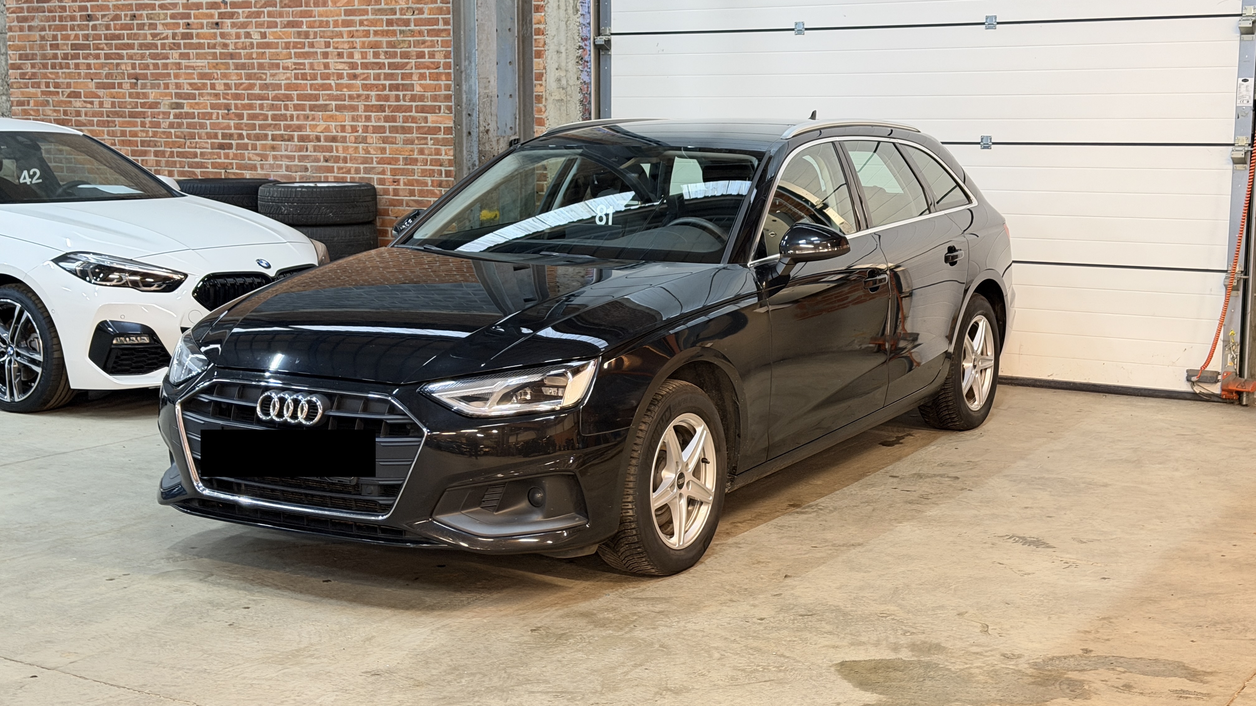 Audi A4 Avant 30 TDI Attraction - Diesel - Automatic - 136 hp - 91.488 km