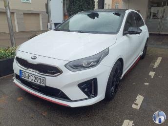 Kia Ceed 1.6 T-GDI - Petrol - Automatic - 204 hp - 31.008 km