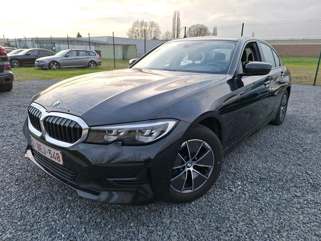 BMW 3 Series 318i Lounge - Petrol - Manual - 156 hp - 60.206 km