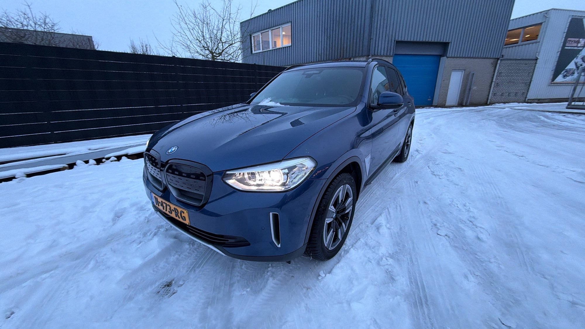 BMW iX3 74 kWh High Executive - Electric - Automatic - 286 hp - 182.126 km