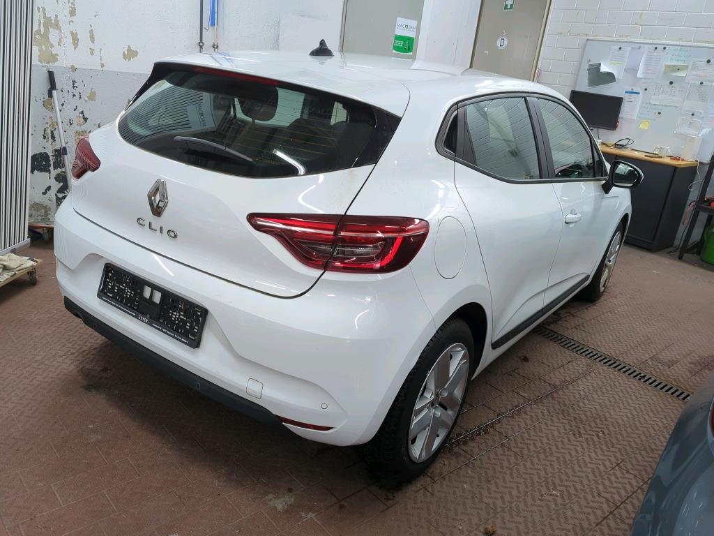 Renault Clio Business - Petrol - Manual - 90 hp - 26.692 km
