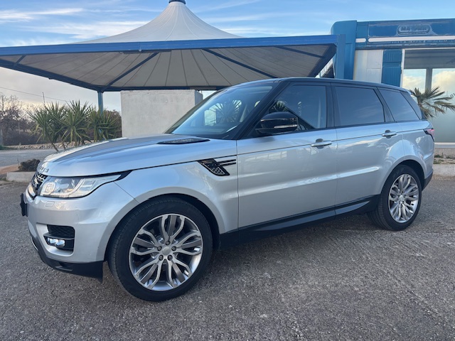 Land Rover Range Rover 3.0 TDV6 HSE - Diesel - Automatic - 249 hp - 271.745 km
