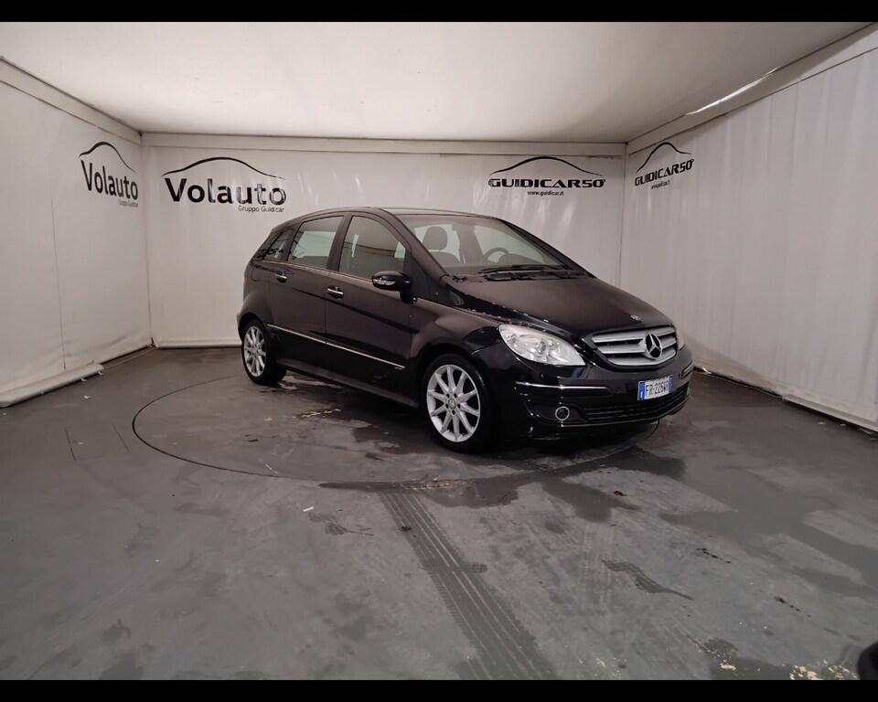 Mercedes-Benz B 180 CDI Sport - Diesel - Manual - 109 hp - 228.226 km Sport