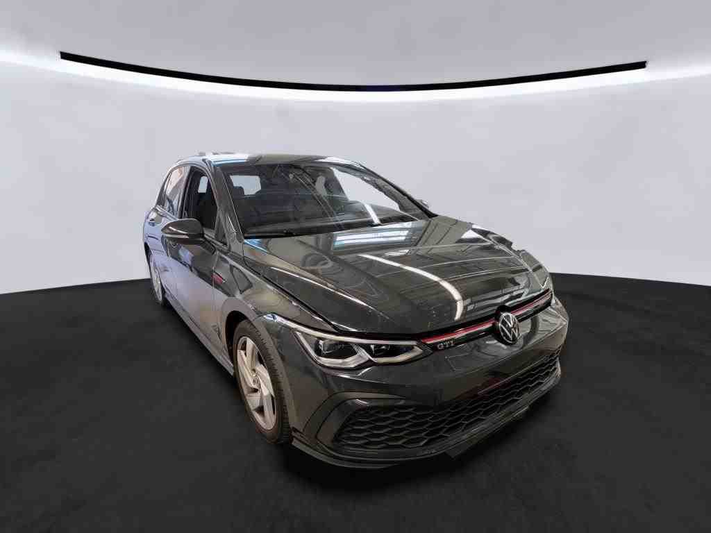 Volkswagen Golf GTI 2.0 TSI - Petrol - Automatic - 245 hp - 27.215 km 