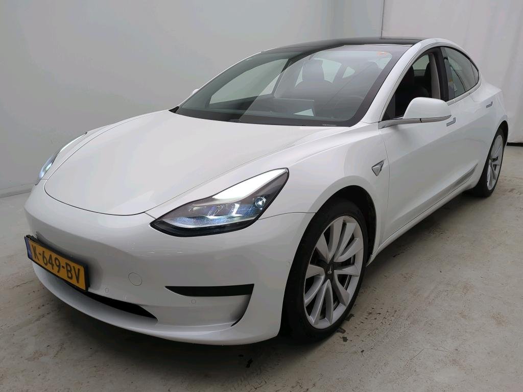 Tesla Model 3 60 kWh - Electric - Automatic - 238 hp - 144.788 km