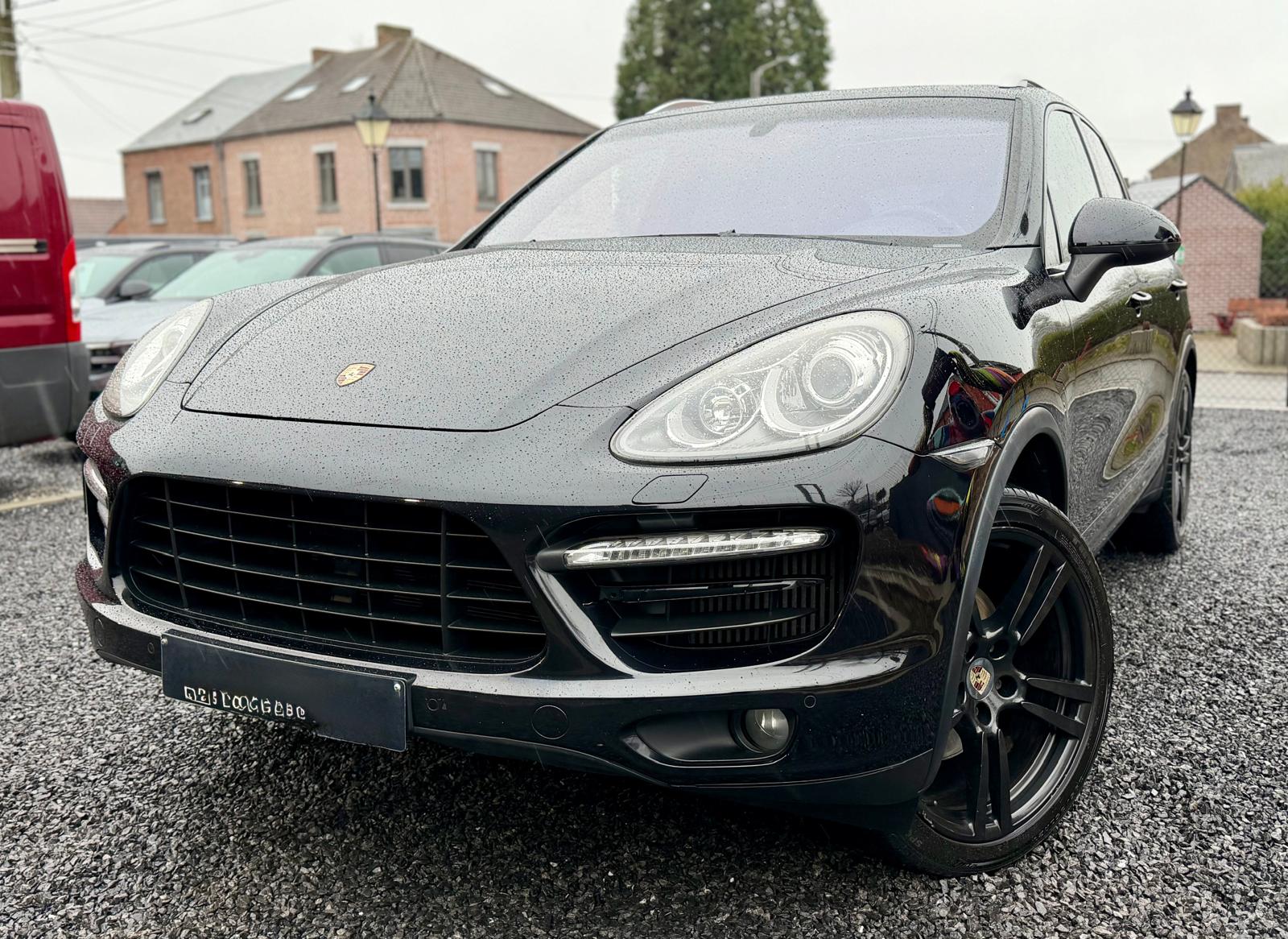 Porsche Cayenne 3.0d - AWD - Diesel - Automatic - 244 hp - 272.606 km