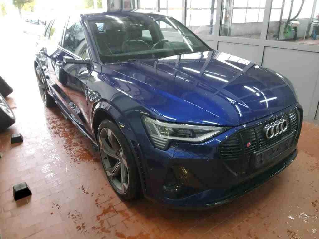 Audi E-Tron S Edition - Quattro - Electric - Automatic - 503 hp - 58.538 km S Edition