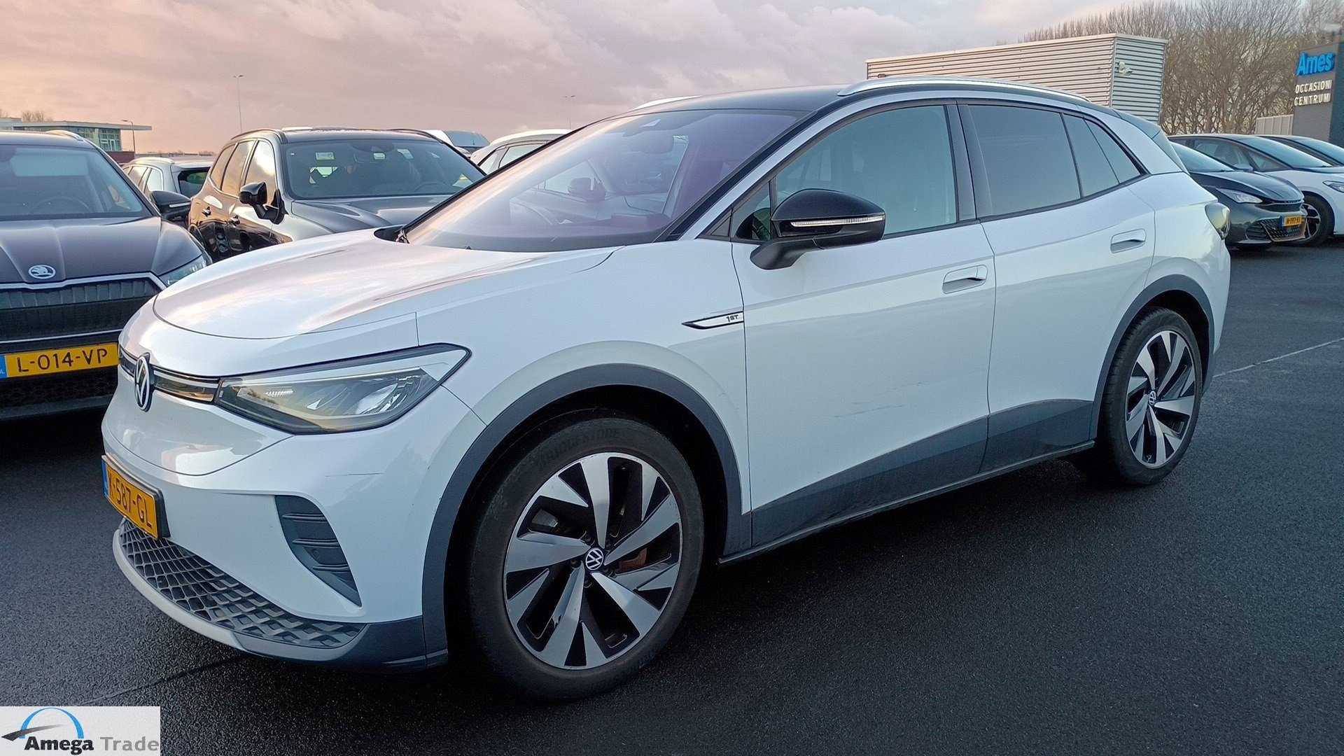 Volkswagen ID.4 77 kWh Pro - Electric - Automatic - 204 hp - 116.984 km