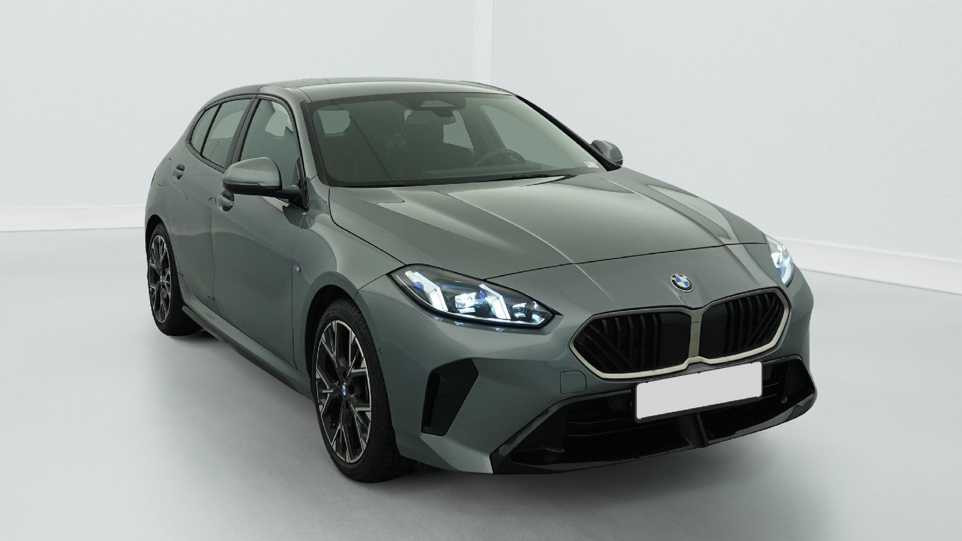 2025 BMW 1 Series   