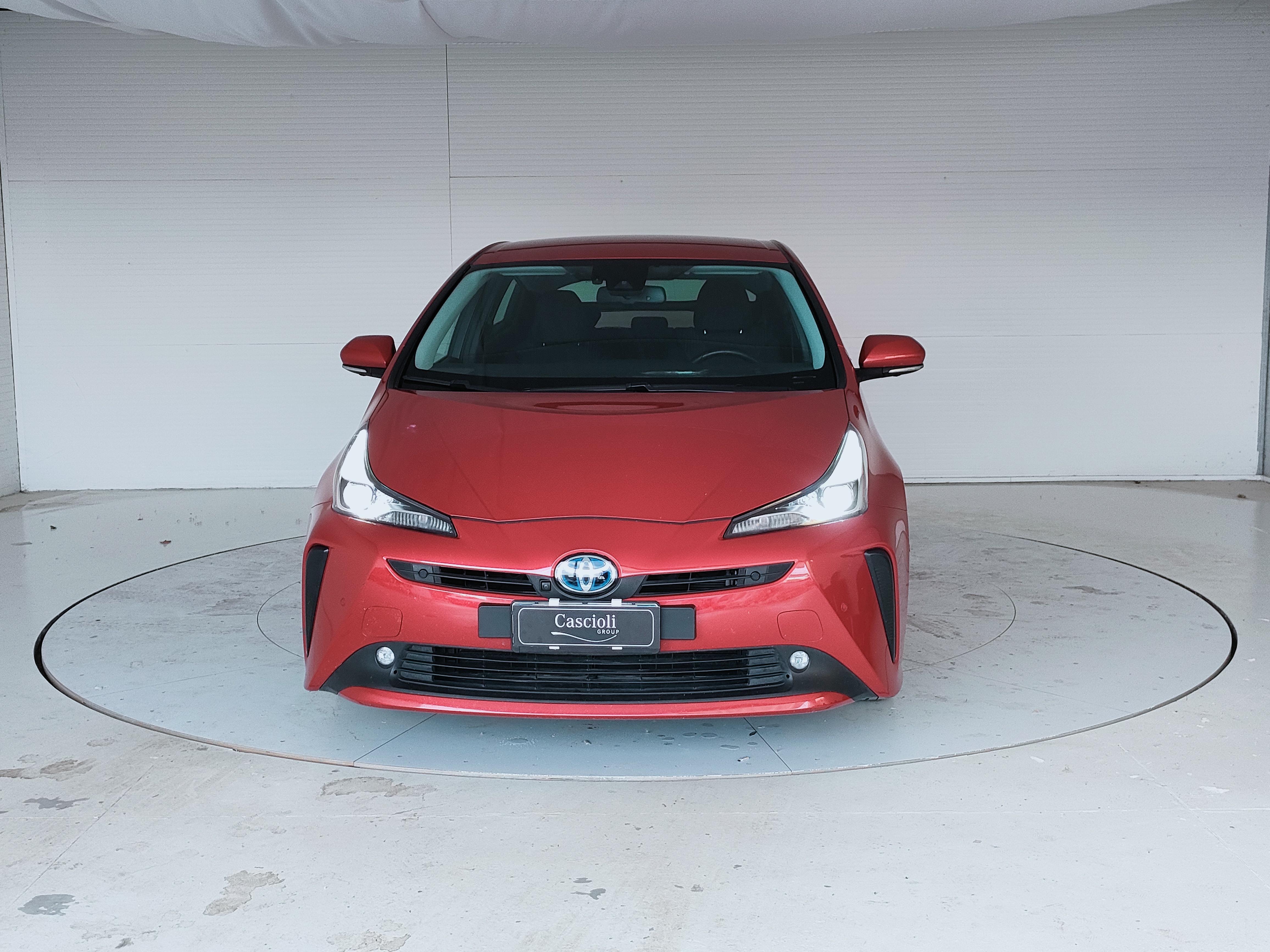Toyota Prius 1.8 Lounge - AWD - Hybrid - Automatic - 122 hp - 57.994 km