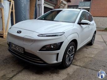 Hyundai Kona Edition 30 - Electric - Automatic - 136 hp - 10.541 km