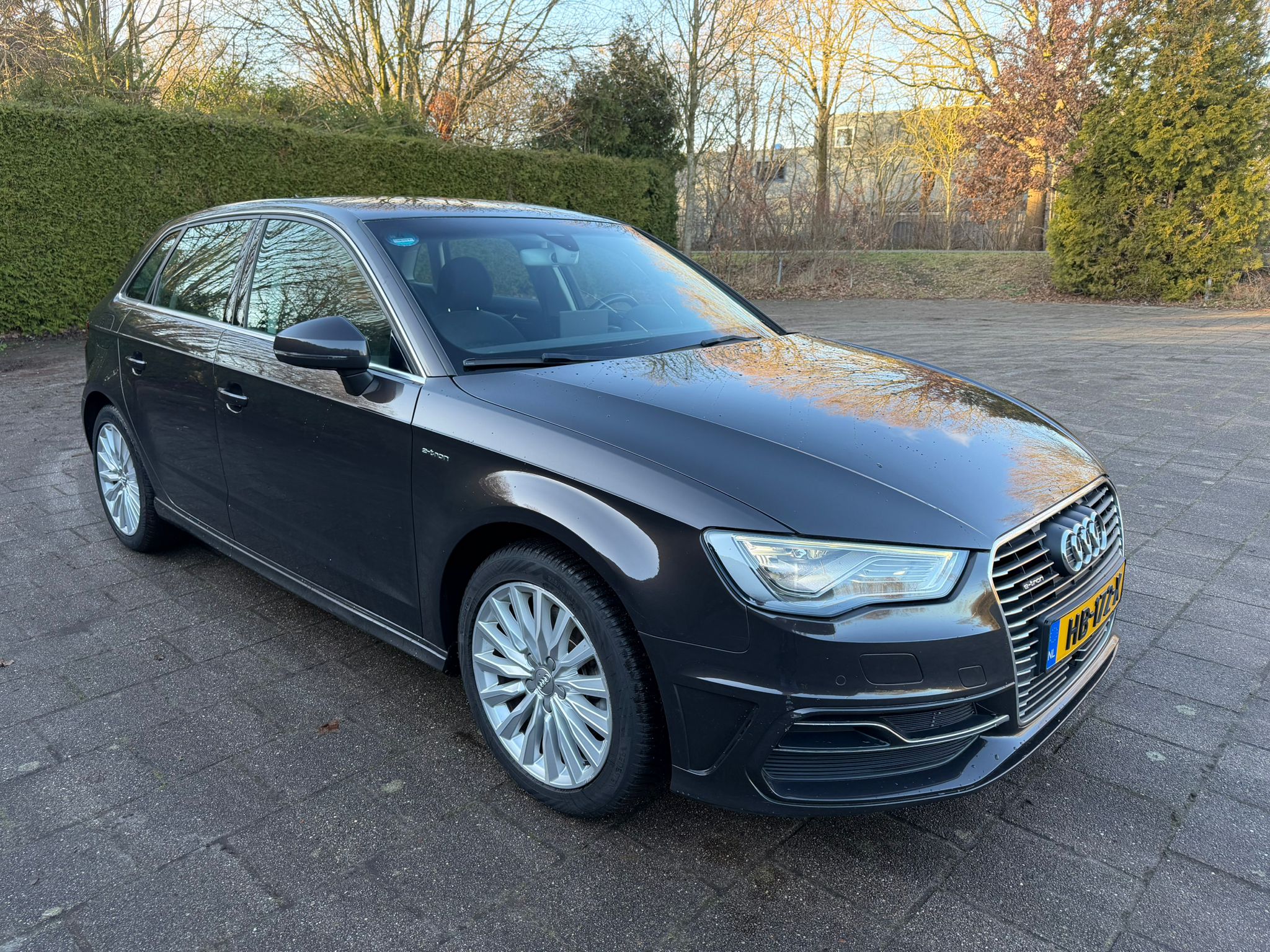 Audi A3 1.4 TFSI Attraction - Hybrid - Automatic - 150 hp - 201.568 km