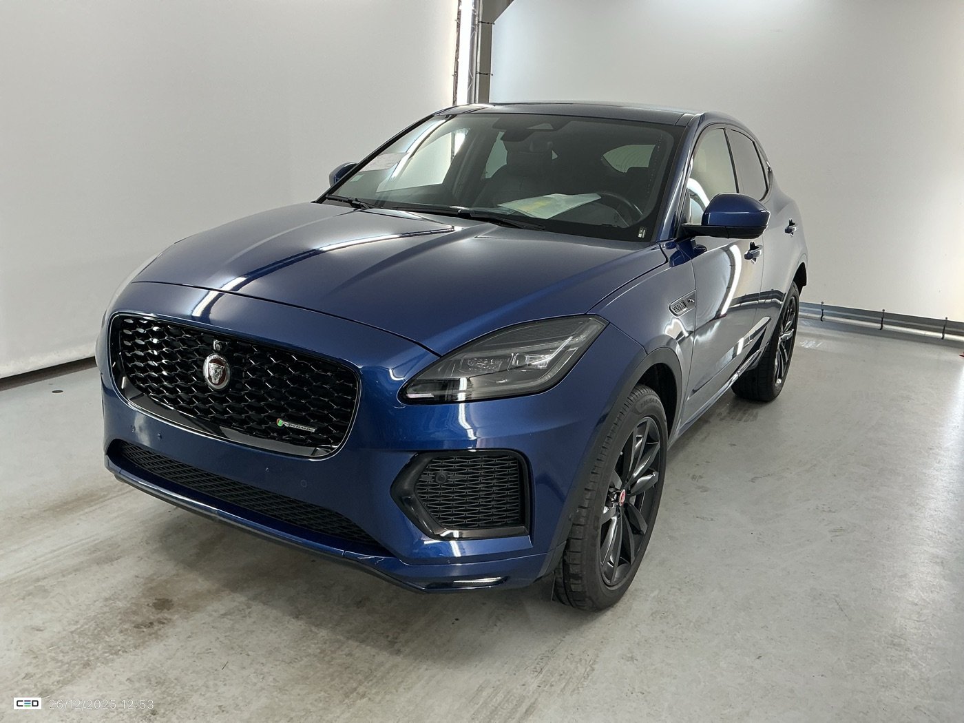 Jaguar E-Pace 1.5 R-Dynamic - Petrol - Automatic - 160 hp - 45.121 km R-Dynamic