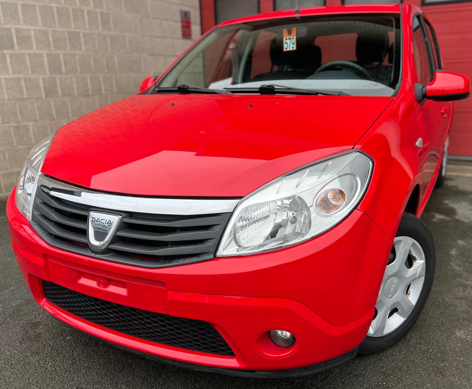 Dacia Sandero 1.2i Laureate - Petrol - Manual - 75 hp - 114.348 km