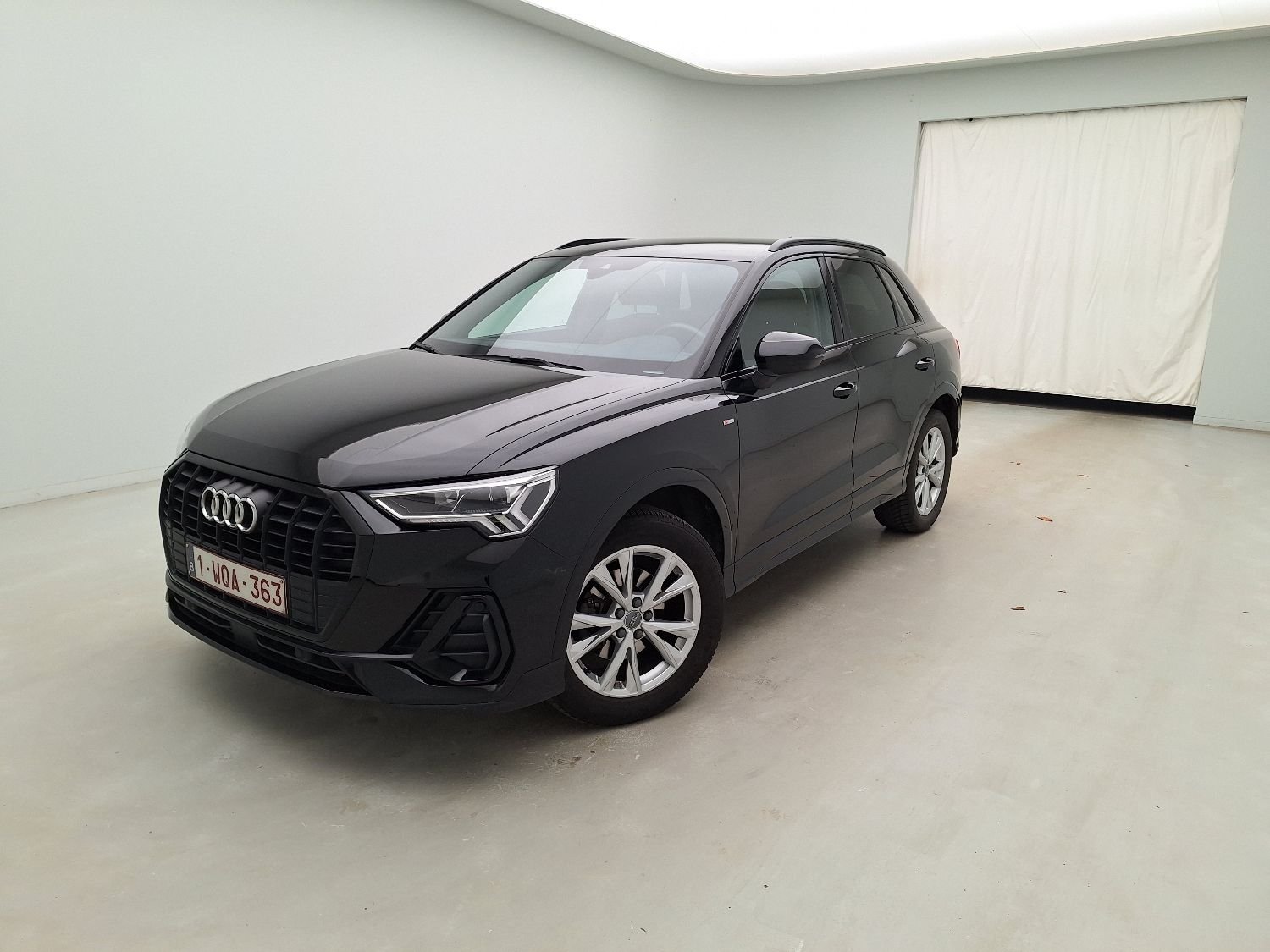Audi Q3 35 TFSI S Line - Petrol - Automatic - 150 hp - 129.901 km S Line