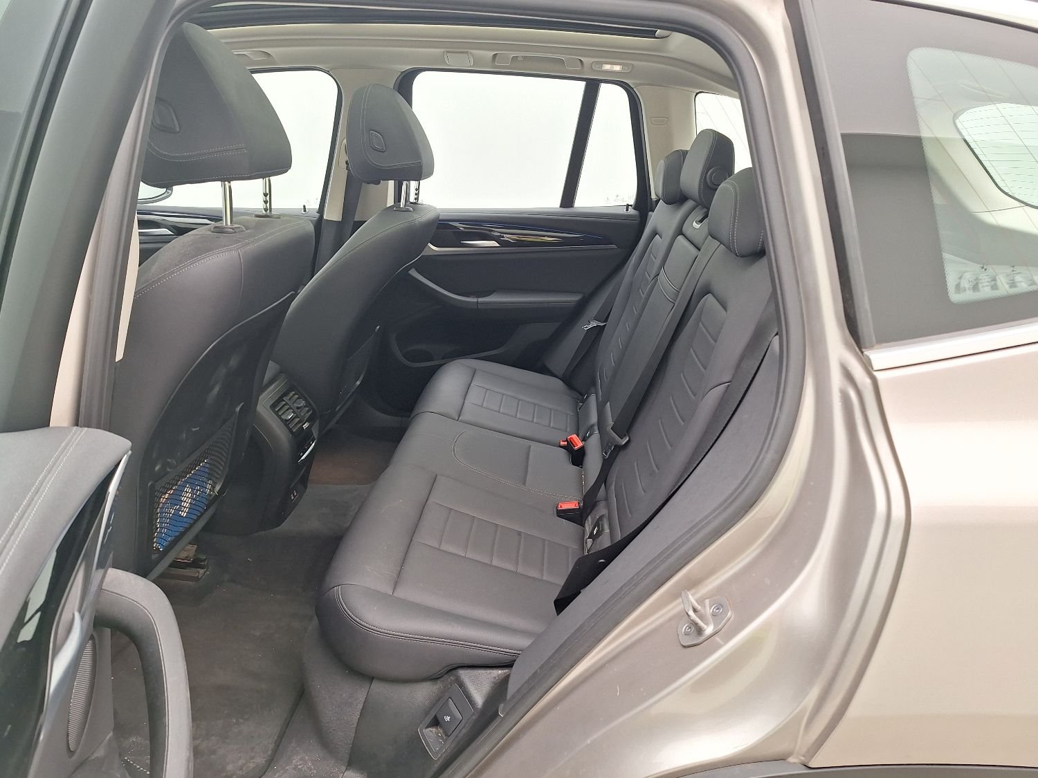 BMW iX3 74 kWh - Electric - Automatic - 286 hp - 155.971 km