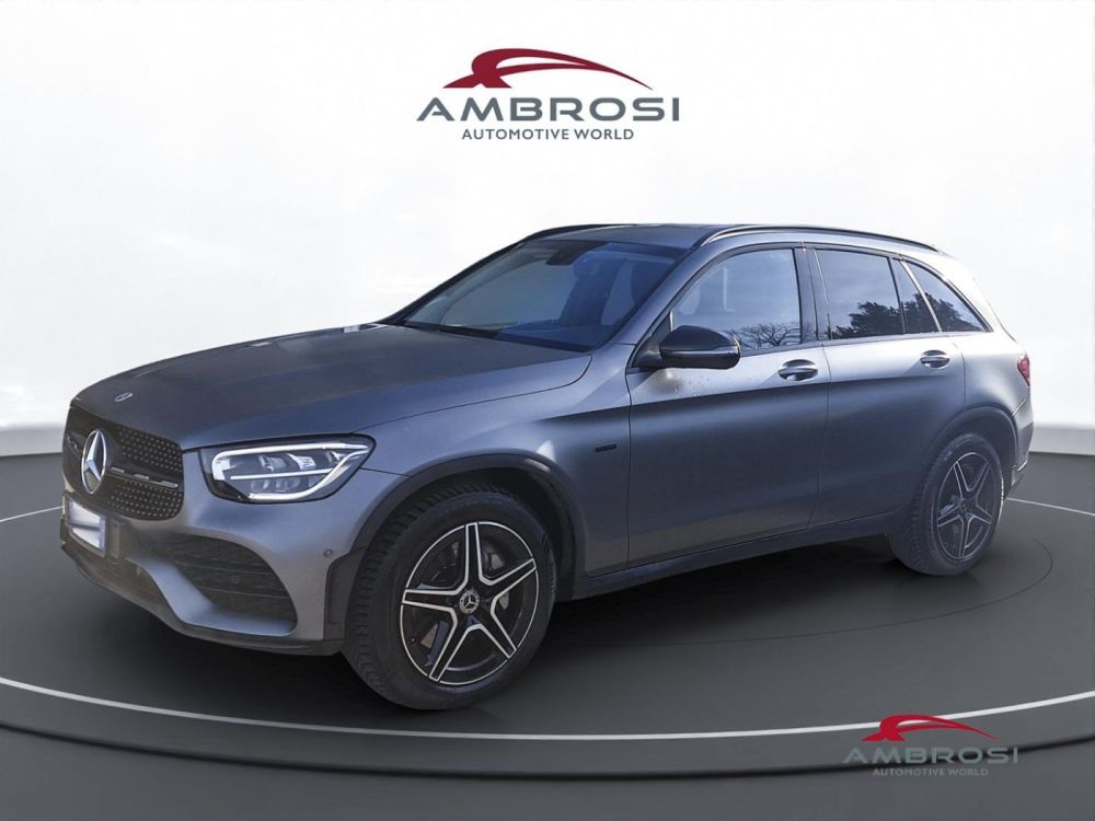 Mercedes-Benz GLC 300de Business - 4-Matic - Hybrid - Automatic - 306 hp - 126.536 km Business