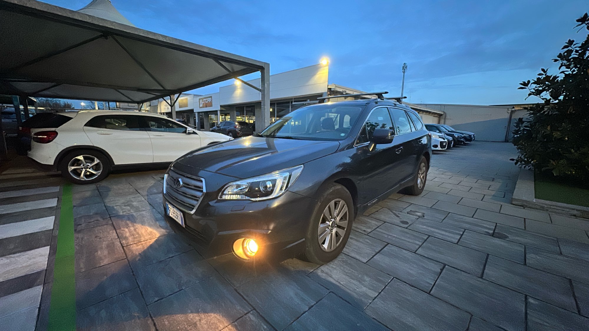 Subaru Outback 2.0 Style - Diesel - Automatic - 149 hp - 252.569 km