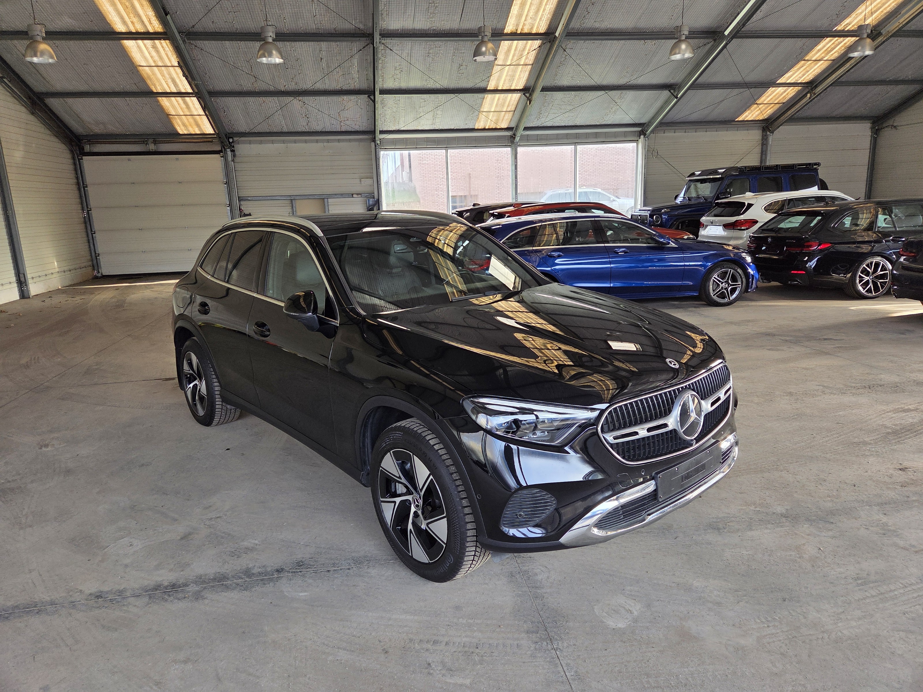 Mercedes-Benz GLC 300e Luxury - Hybrid - Automatic - 204 hp - 80.966 km Luxury
