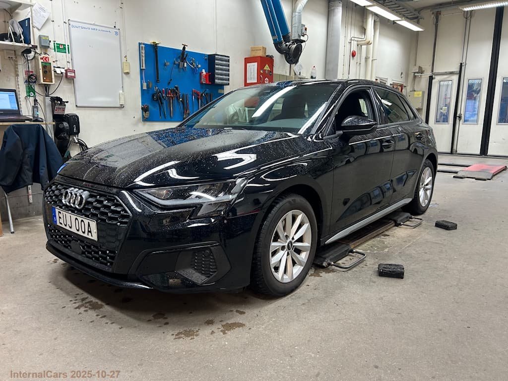 Audi A3 Sportback 35 TFSI Pro Line - Petrol - Automatic - 150 hp - 30.800 km