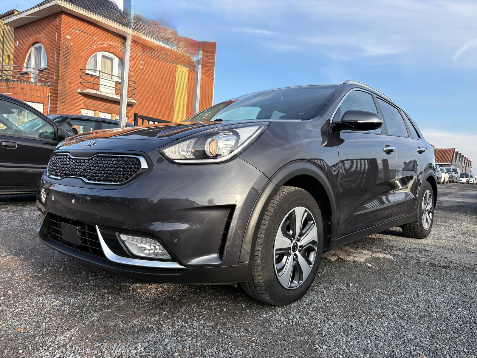 Kia Niro 1.6 GDI Fusion - Hybrid - Automatic - 105 hp - 61.674 km