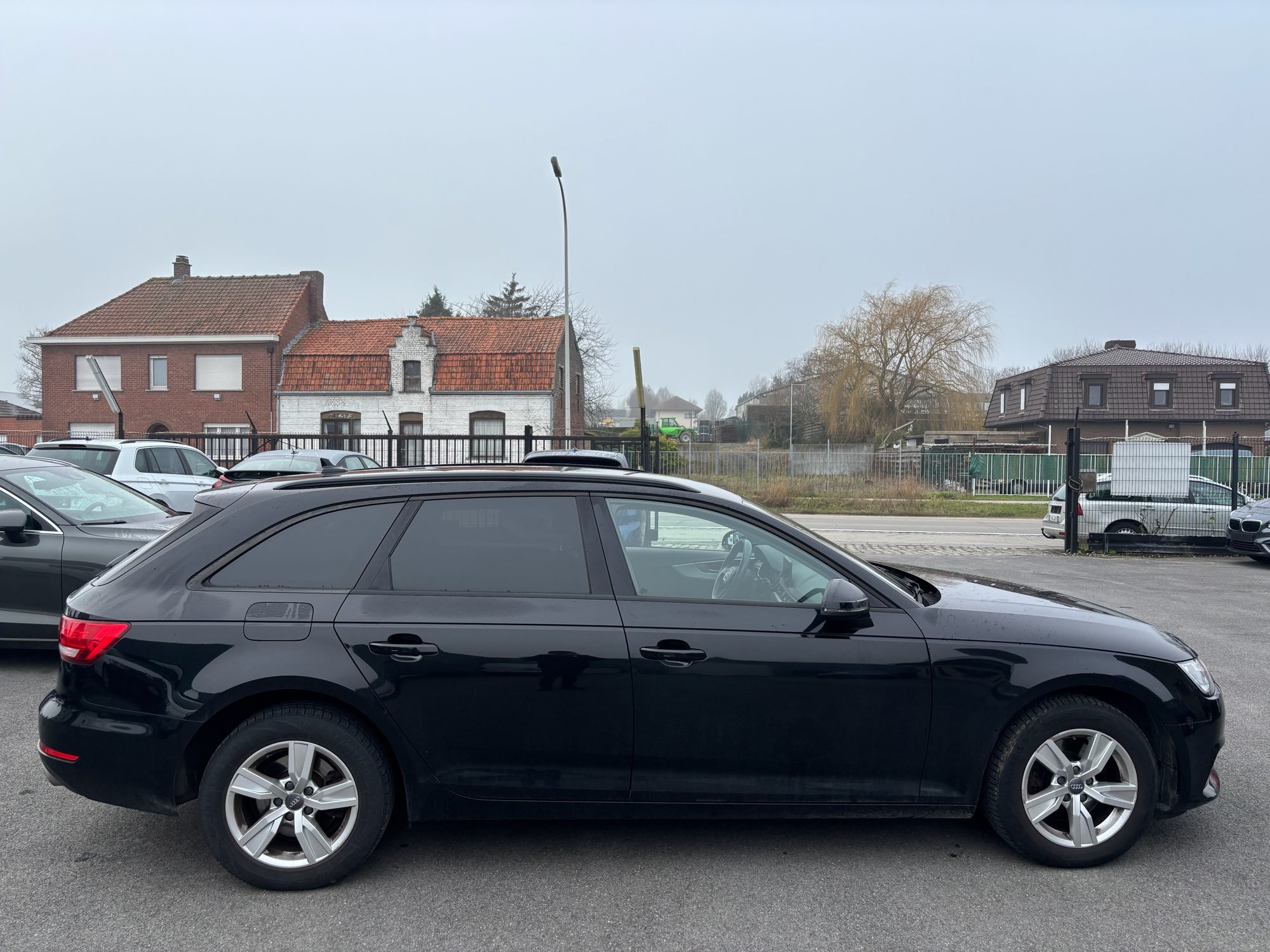 Audi A4 Avant 2.0 - CNG - Automatic - 169 hp - 146.520 km
