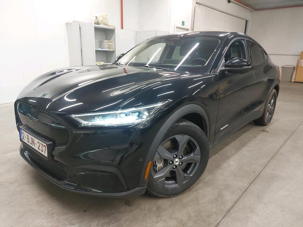 Ford Mustang Mach-E 99 kWh  Premium - Electric - Automatic - 301 hp - 100.627 km Premium