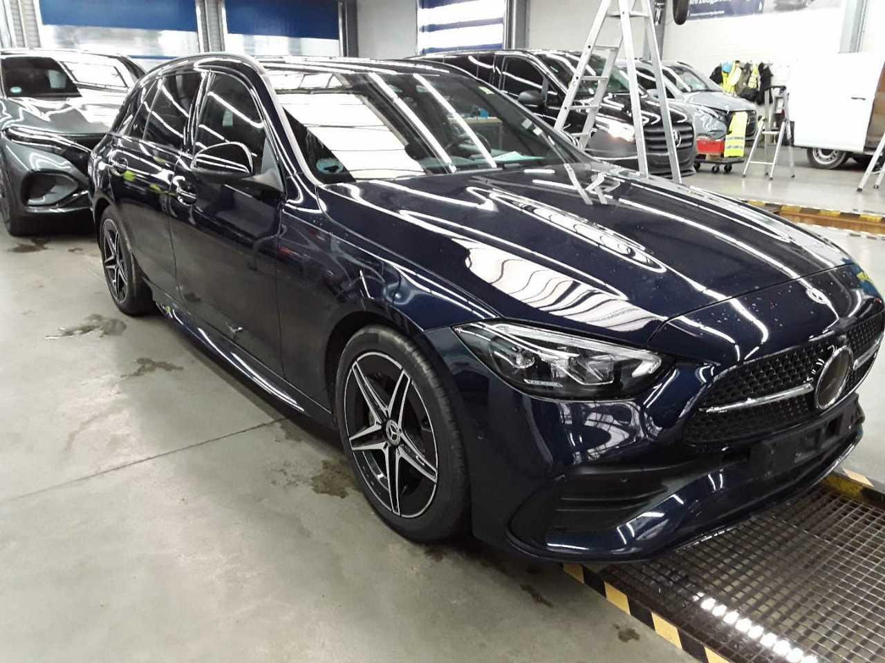 Mercedes-Benz C Break 300d AMG Line - Diesel - Automatic - 265 hp - 81.062 km AMG Line