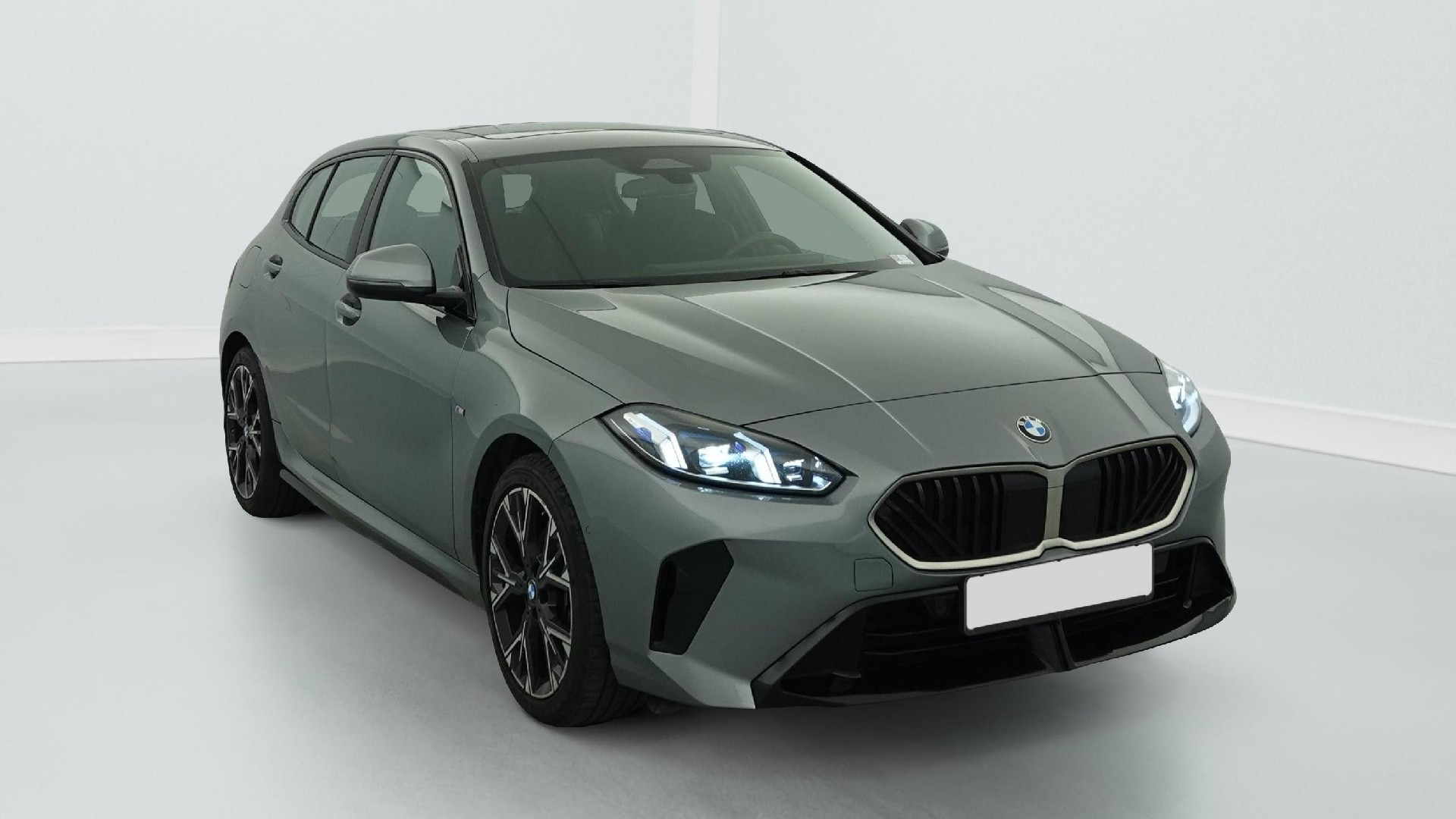 2025 BMW 1 Series   