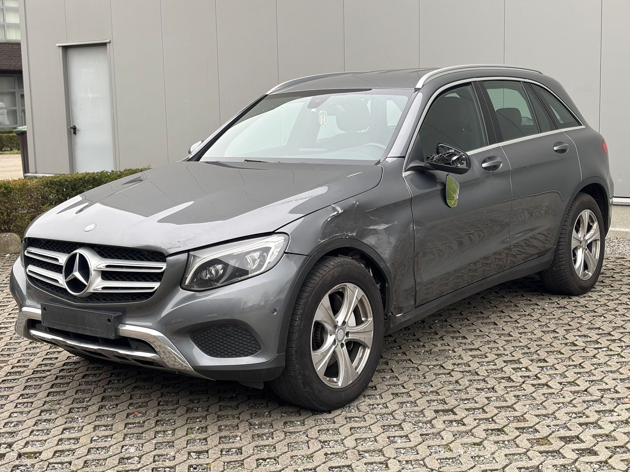 Mercedes-Benz GLC 220d Launch - Diesel - Automatic - 163 hp - 295.105 km