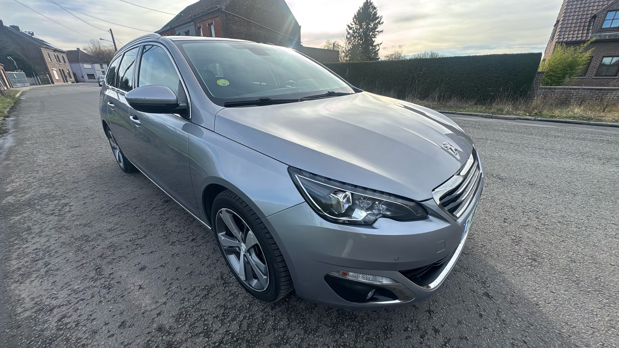 Peugeot 308 1.6 - Diesel - Manual - 115 hp - 190.442 km 