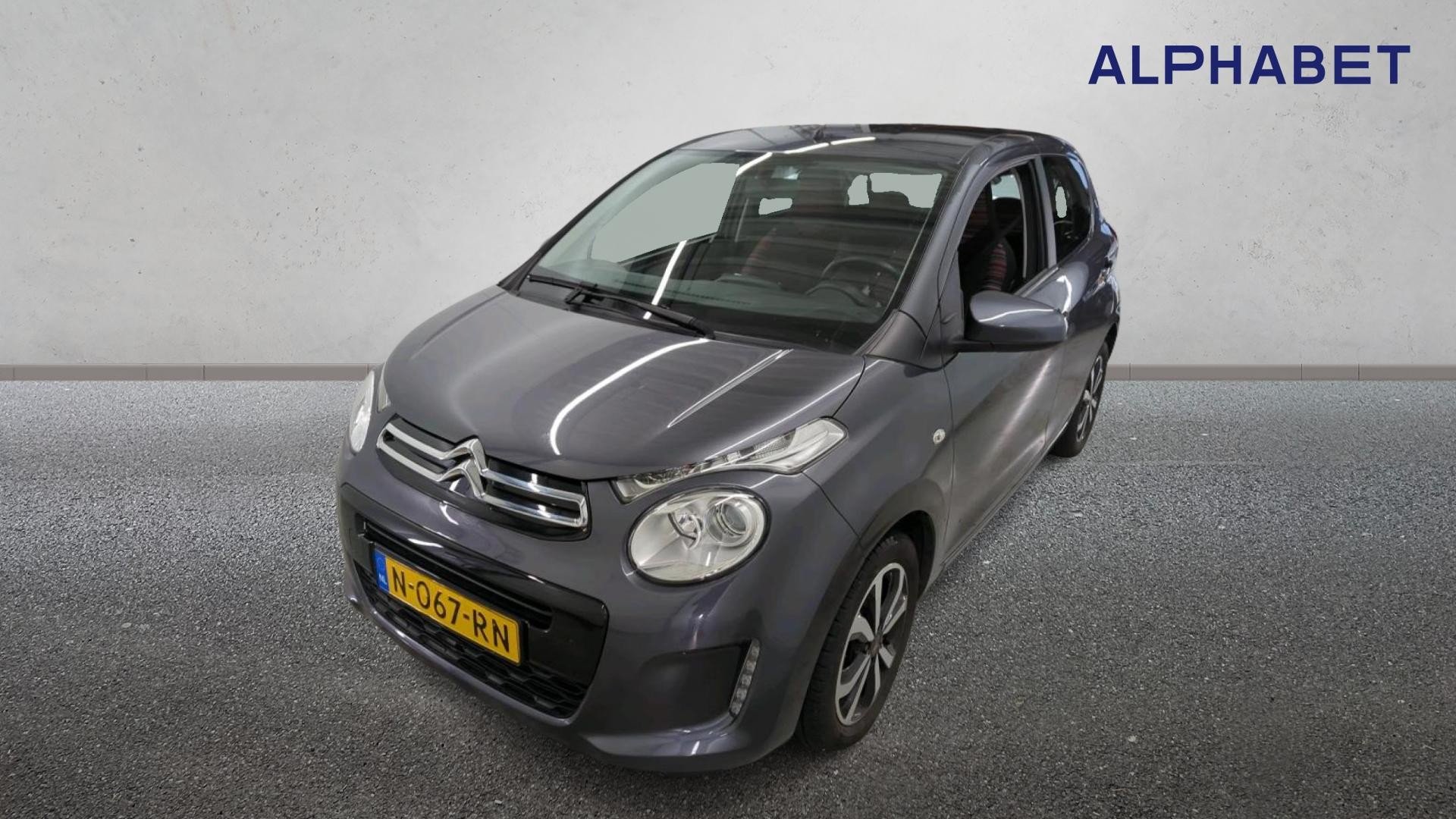 Citroën C1 1.0 VTI Shine - Petrol - Manual - 72 hp - 25.600 km