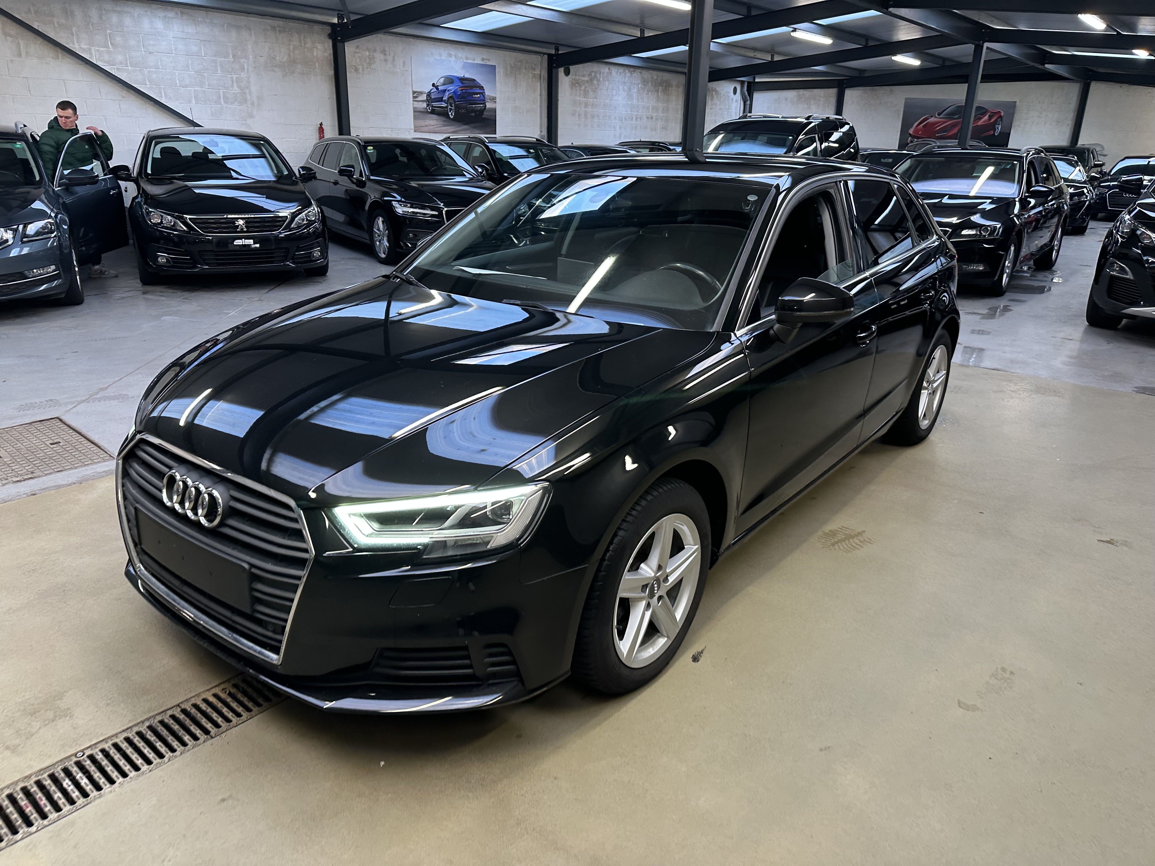 Audi A3 Sportback G-Tron 30 TFSI - CNG - Automatic - 131 hp - 150.652 km