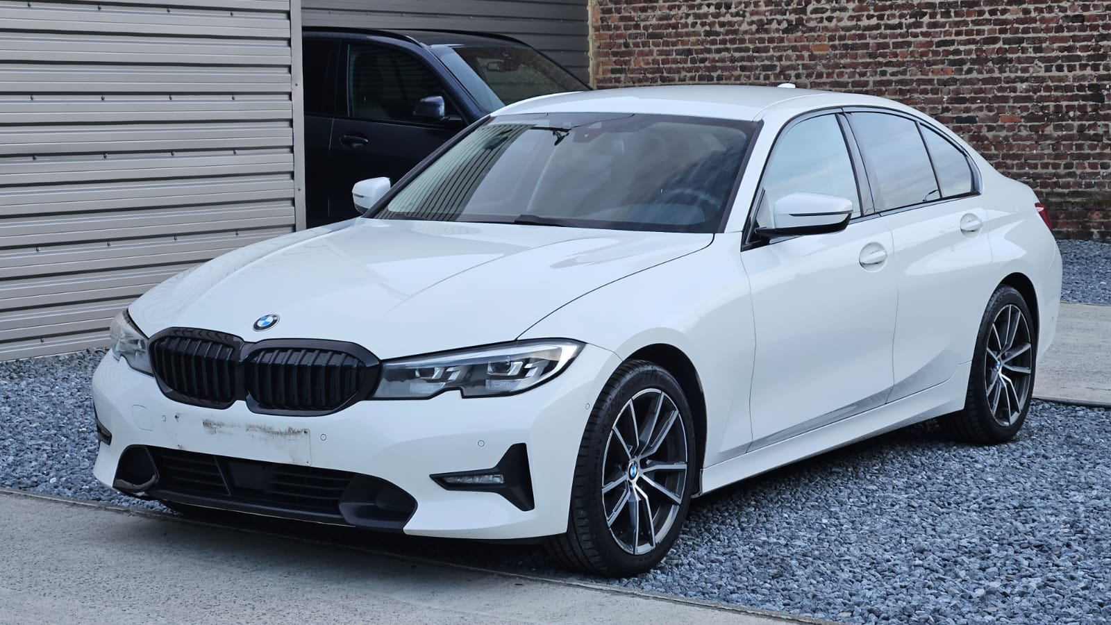 BMW 3 Series 320d - Diesel - Automatic - 190 hp - 166.726 km