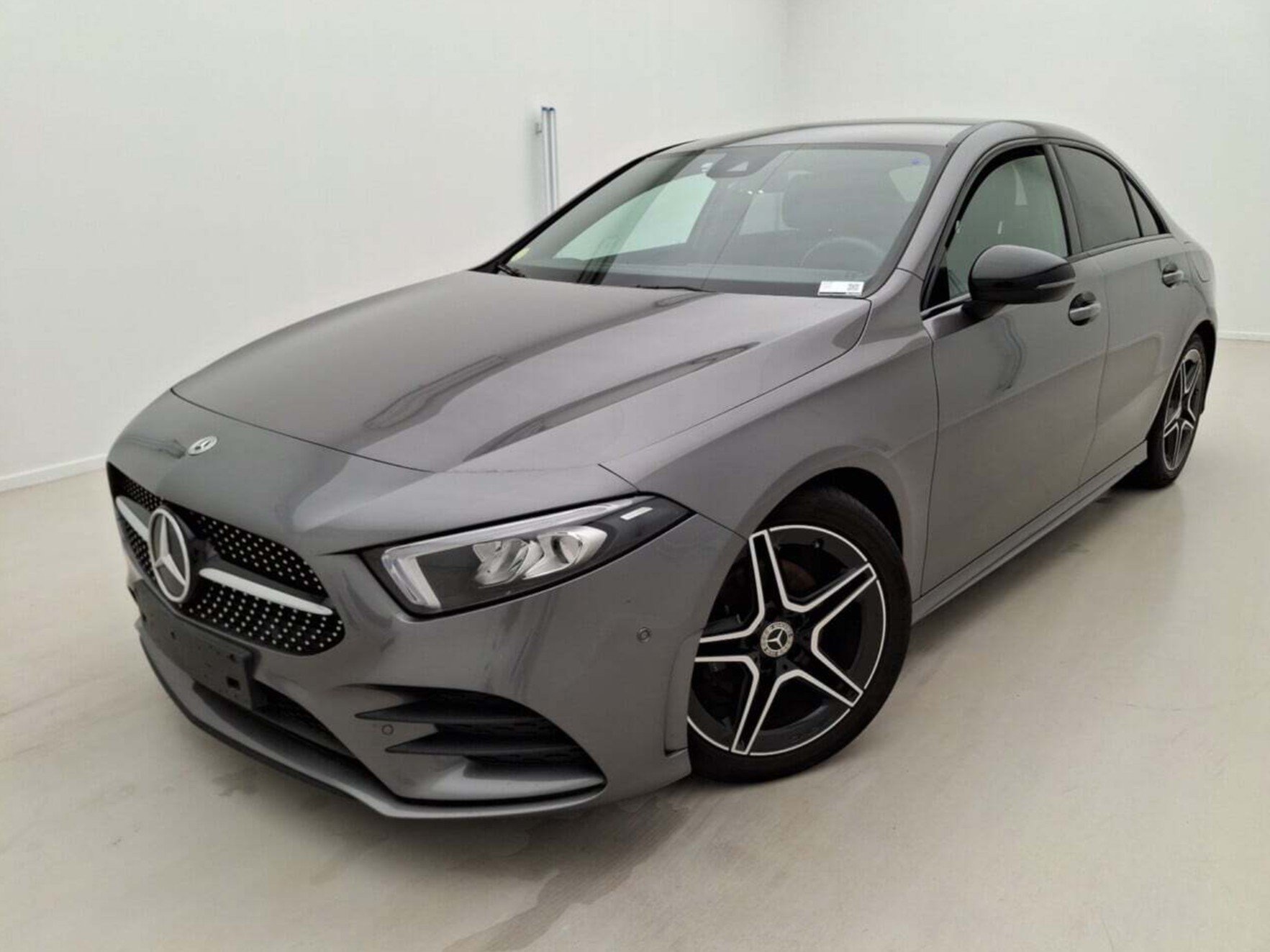 Mercedes-Benz A 180d Business Solution MG - Diesel - utomtic - 116 hp - 170.690 km