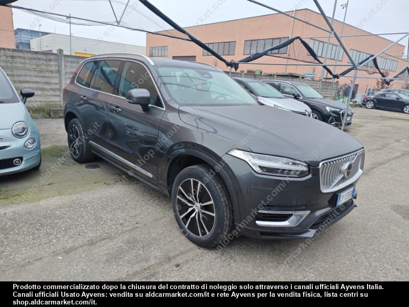 Volvo XC90 T8 Core - Hybrid - Automatic - 310 hp - 46.499 km Core