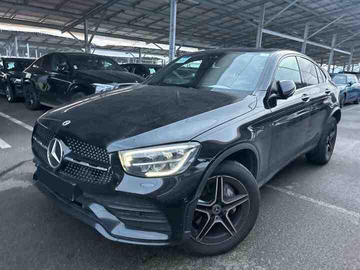 Mercedes-Benz GLC Coupé 300de AMG Line - 4-Matic - Hybrid - Automatic - 305 hp - 112.042 km AMG Line