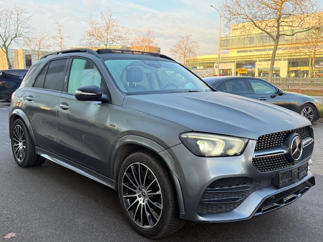 Mercedes-Benz GLE 350de AMG Line - Hybrid - Automatic - 194 hp - 146.696 km AMG Line