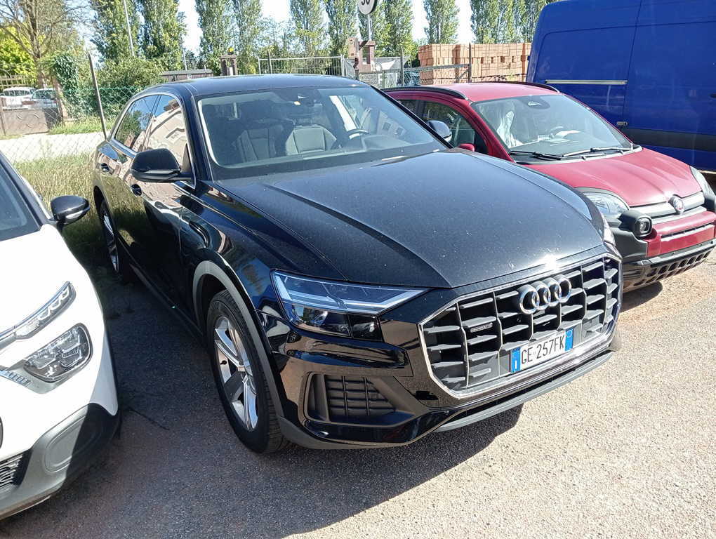 Audi Q8 45 TDI - Quattro - Diesel - Automatic - 231 hp - 111.000 km 