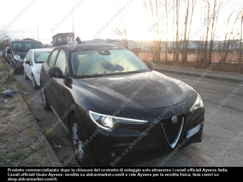 Alfa Romeo Stelvio 2.2 Business - Diesel - Automatic - 160 hp - 80.578 km Business