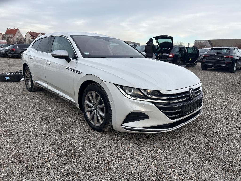 Volkswagen Arteon Shooting Brake 2.0 TDI Elegance - 4Motion - Diesel - Automatic - 200 hp - 197.244 km Elegance