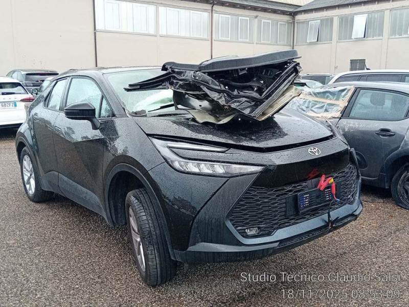 Toyota C-HR 1.8 Active - 98 hp - 18.188 km Active