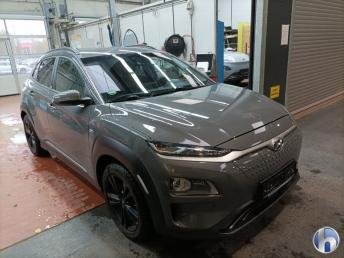 Hyundai e-Kona Style - Electric - Automatic - 136 hp - 105.187 km Style