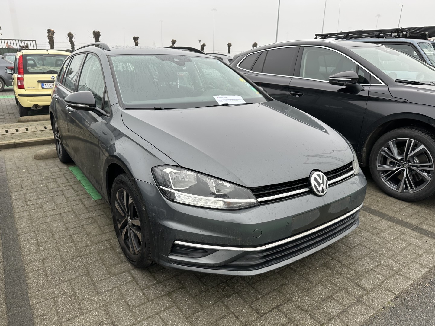 Volkswagen Golf Variant 1.6 TDI IQ.Drive - Diesel - Manual - 115 hp - 212.690 km IQ.Drive