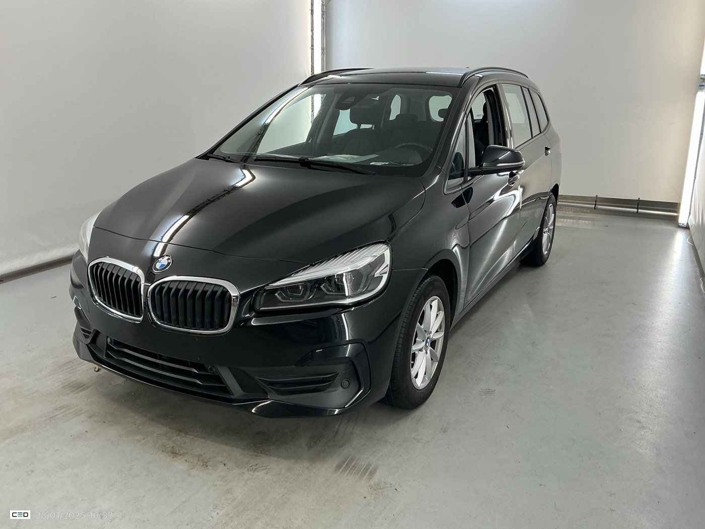 BMW 2 Series 218i - Petrol - Automatic - 136 hp - 34.676 km 