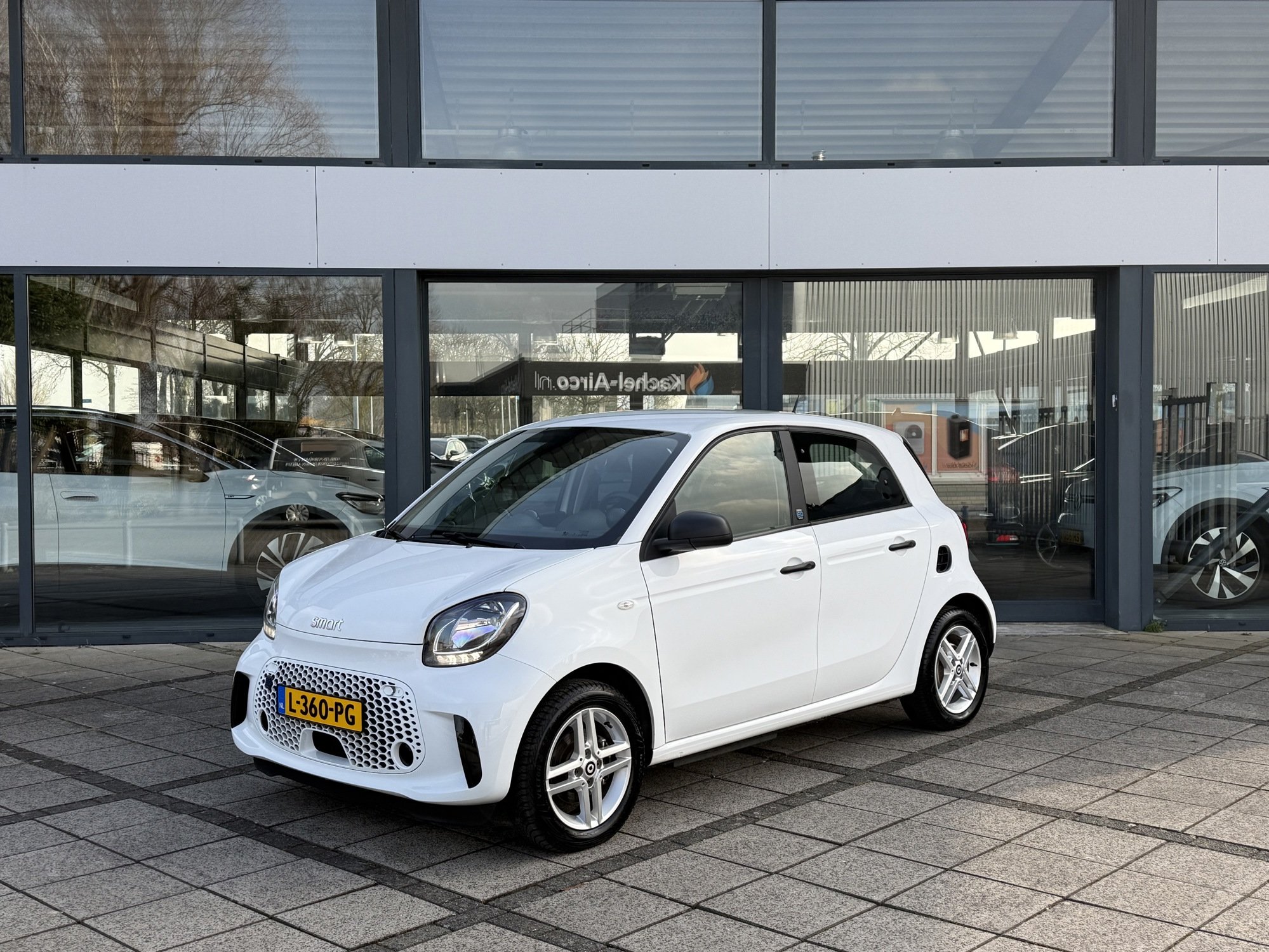 Smart Forfour Essential - Electric - Automatic - 82 hp - 63.522 km
