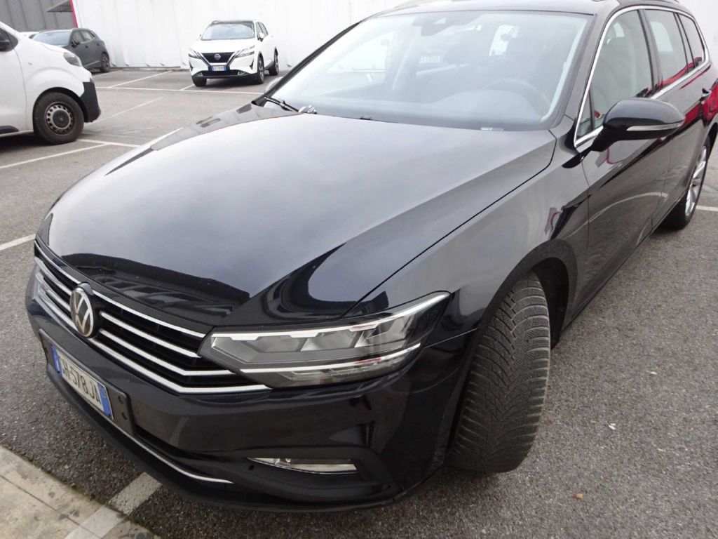 Volkswagen Passat Variant 2.0 TDI Business - Diesel - Automatic - 150 hp - 230.108 km
