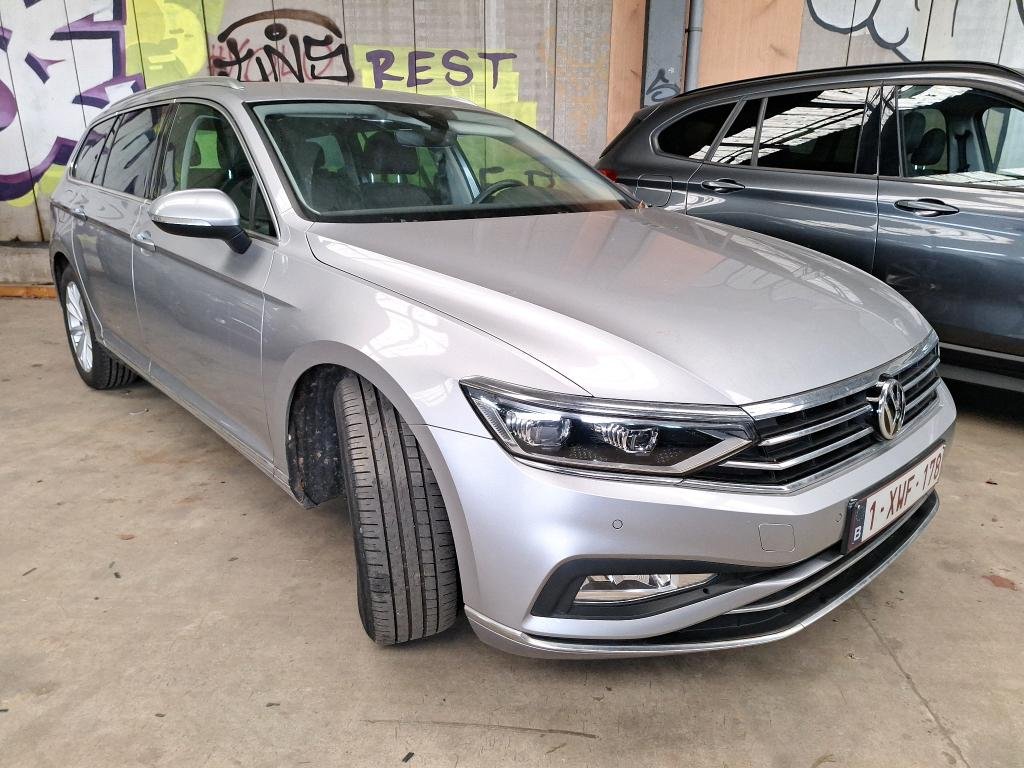 Volkswagen Passat Variant 1.6 TDI Elegance Business - Diesel - Automatic - 120 hp - 112.168 km Elegance Business