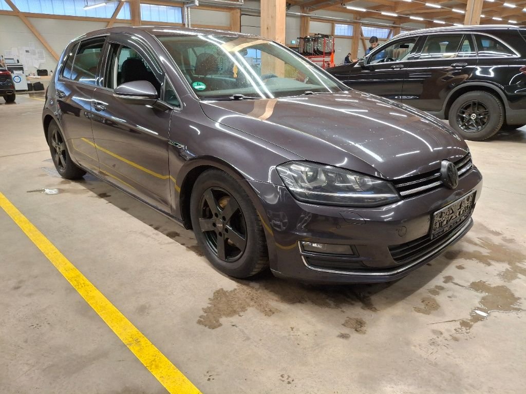 Volkswagen Golf Lounge - Diesel - Manual - 109 hp - 226.784 km Lounge