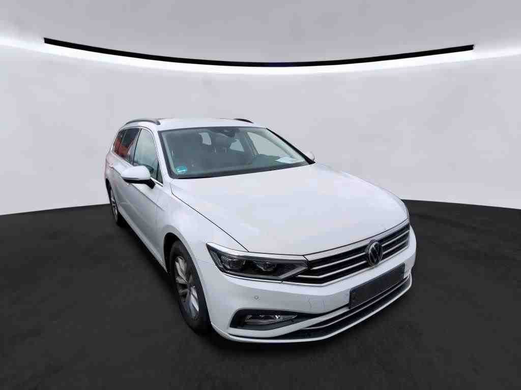 2019 Volkswagen Passat   